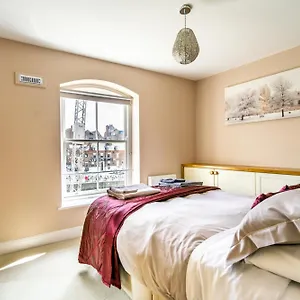30 Woodsmill Quay , York United Kingdom